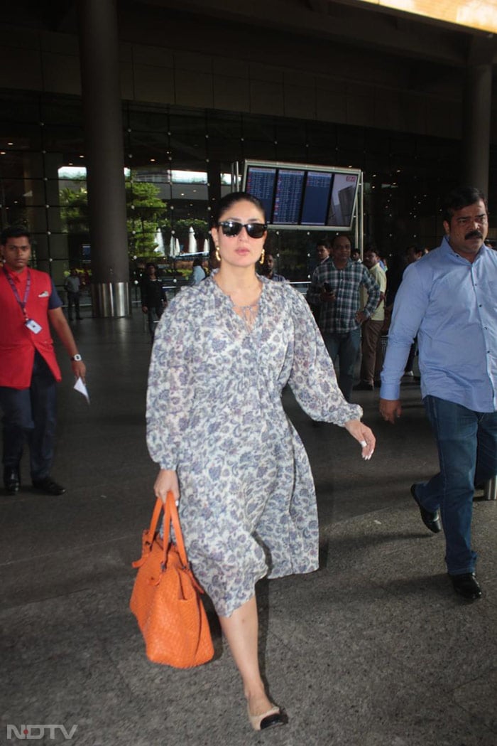 Kareena wore a floral dress for the day. (Image Courtesy: Varinder Chawla)