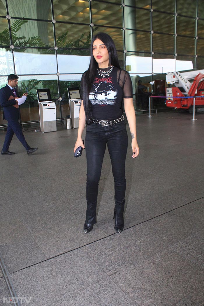 Trust Deepika Padukone, Gauri Khan And Allu Arjun To Serve The Best Airport Fashion