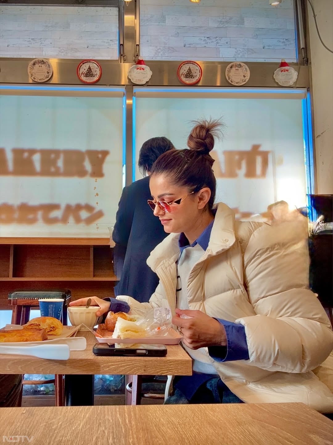 &lsquo;छोटी बहू', &lsquo;शक्ति: अस्तित्व के अहसास की', &lsquo;बिग बॉस 14', लॉफ्टर शेफ्स से प्रसिद्धि की बुलंदियों को छू चुकी हैं. rubinadilaik/Instagram