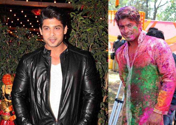 Happy Holi, tweets Bollywood