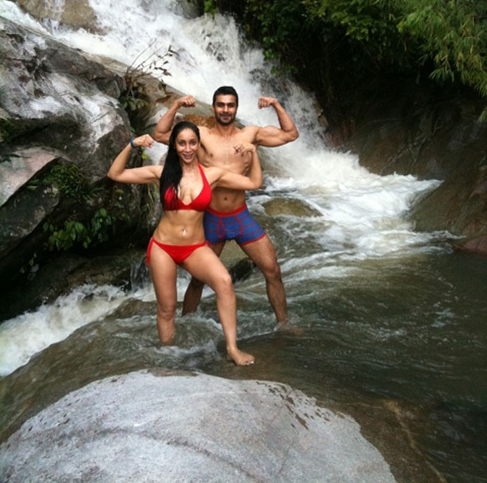 Actress Sofia Hayat posted a picture of herself with Ashmit Patel posing under a cold waterfall in Ratchaburi, Thailand. She tweeted, "Me and Ashmit Patel flexing in the waterfall."<bR><bR>

Earlier Ashmit had also tweeted about his trip to Thailand for the shooting of <i>Good Night</i>. He wrote, "Boarding my flight to Thailand. Was last there in March. That was a holiday..this time it's work..both a pleasure! Shootin for 'Good Night'!" <bR><bR>

He added, "Day off from shoot today. Explored the ancient city of Ratchaburi. Found a beautiful cold waterfall and an even more stunning hot spring."