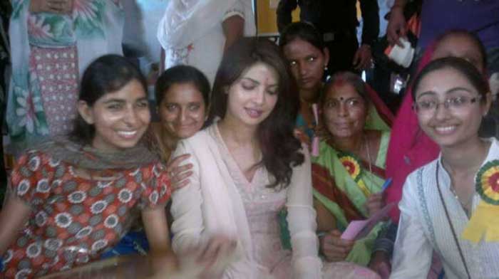 Priyanka Chopra was in Jaipur today (September 1) to meet the girls at the Sabla Institute in Jaipur. <br>
She tweeted: "hanging with the girls was so inspiring."