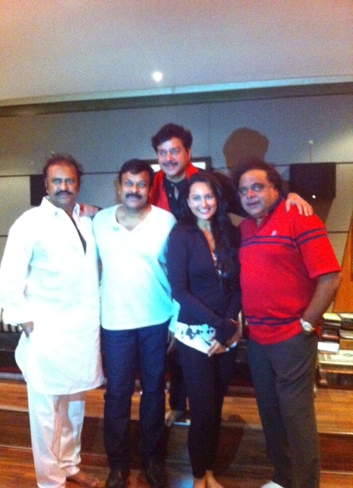 Sonakshi Sinha posted a picture on Twitter captioning it "Mohan babu, chiranjeevi, shotgun sr. And ambrish uncle bringing the house down! - legendarry!" We like !