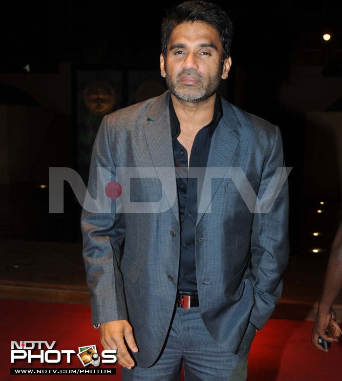 Sunil Shetty looks very tired.