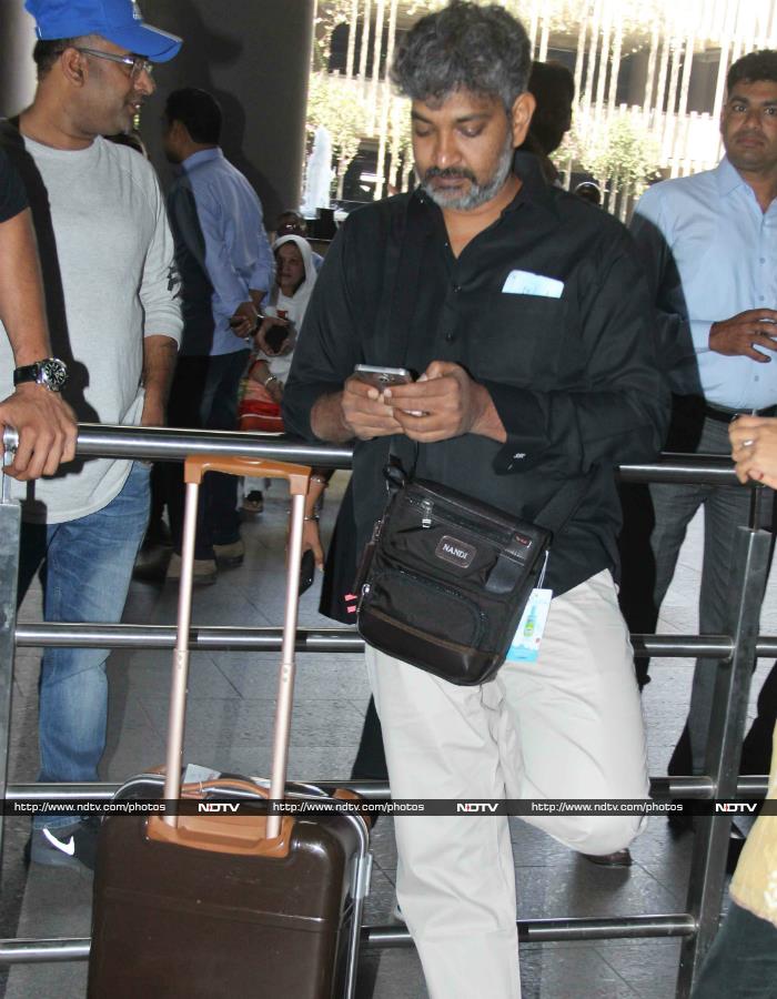 Varun Dhawan And Rumoured Girlfriend Natasha Spotted Again At Airport