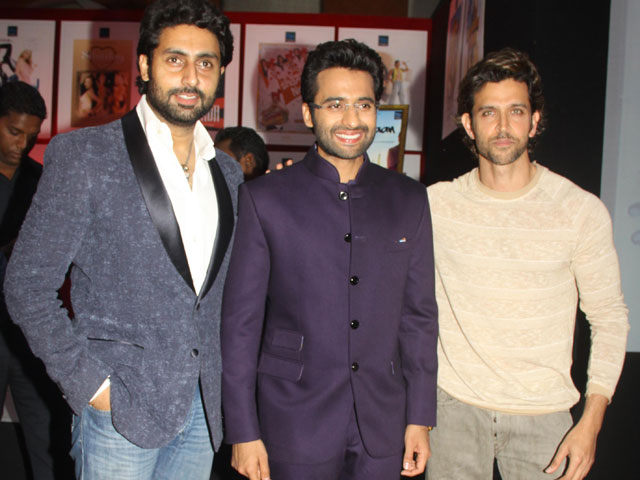 Starshine at Vashu Bhagnani's Party: Hrithik, Abhishek, Jackky