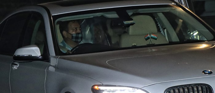 Actor Shah Rukh Khan was spotted travelling in his car in Bandra on Wednesday evening.