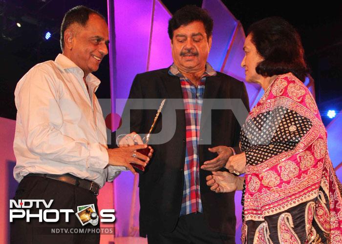 Turning back time with Asha Parekh and Biswajit