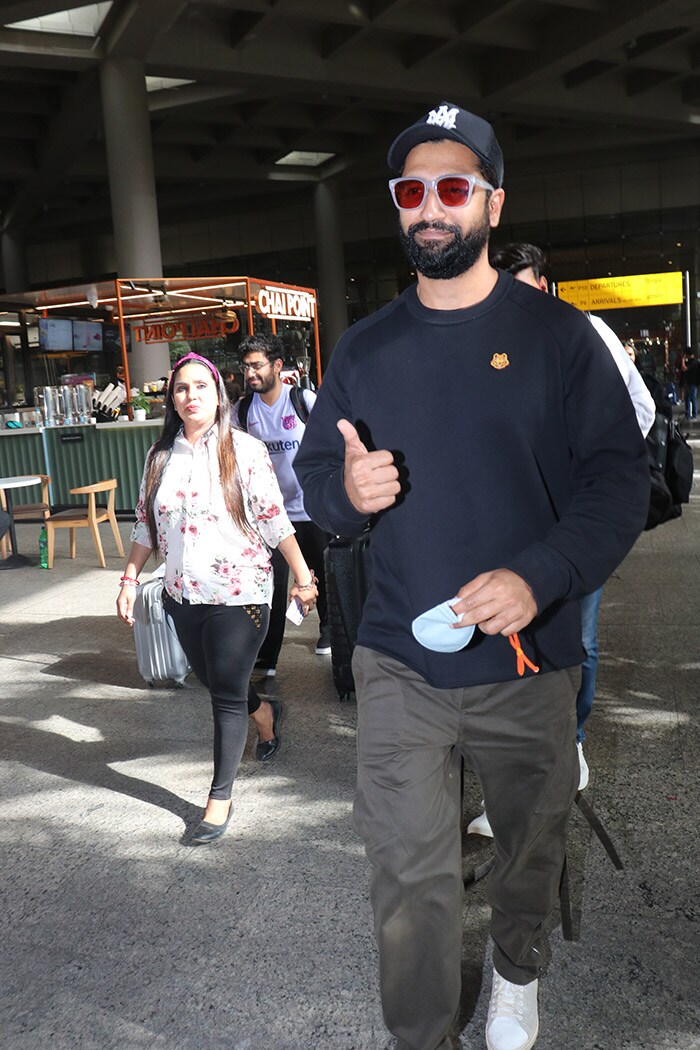 Vicky Kaushal And Arjun Rampal\'s Airport Diaries