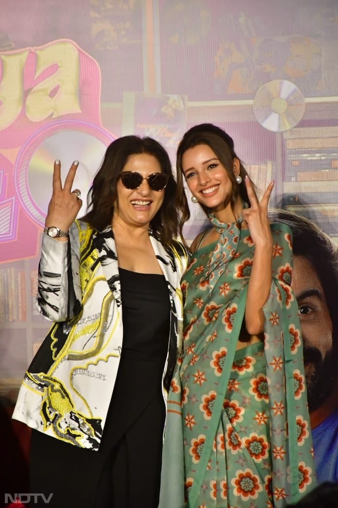 Tripti Dimri and Archana Puran Singh were all smiles for the camera (Image Courtesy: Varinder Chawla)