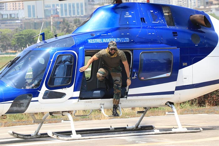 Vijay Deverakonda\'s Grand Entry In A Chopper. The Reason...