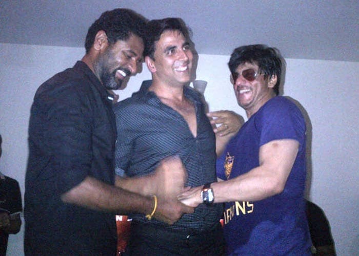 SRK's victory dance with Akshay, Sonakshi, Prabhu Deva
