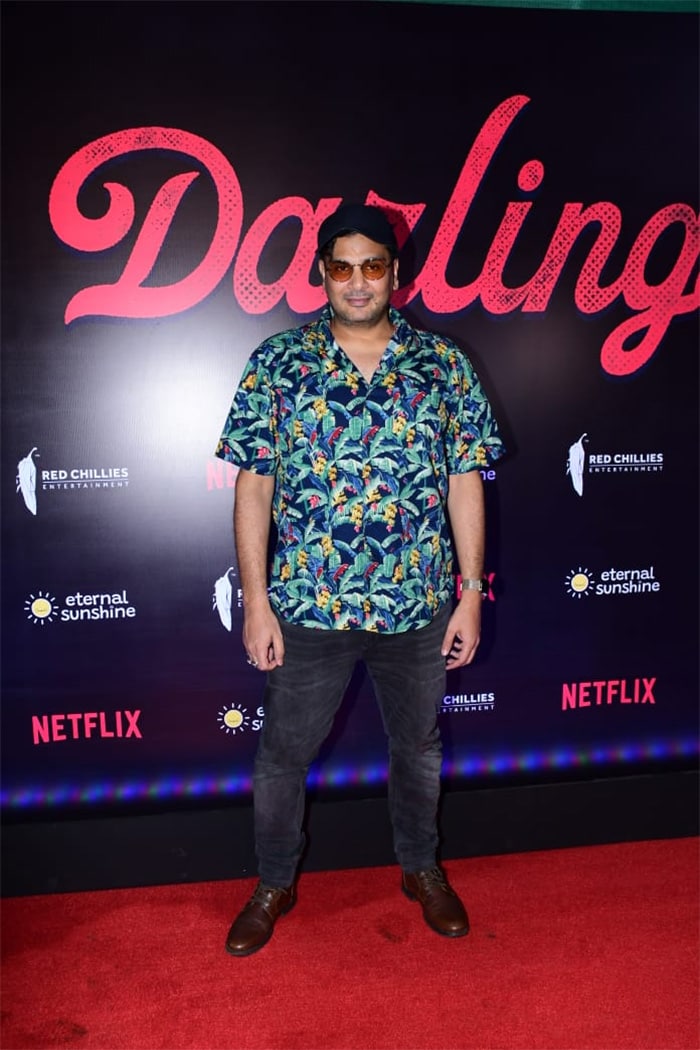 Vijay Varma, Shefali Shah Host <i>Darlings</i> Screening For Friends