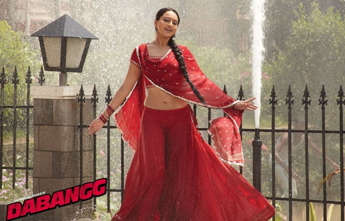 Top 10 village belles of Bollywood