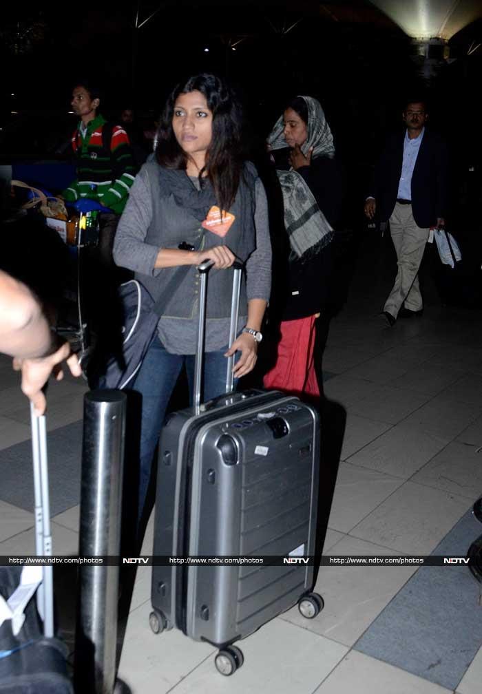 Actress Konkona Sen Sharma was rather protective about her luggage.