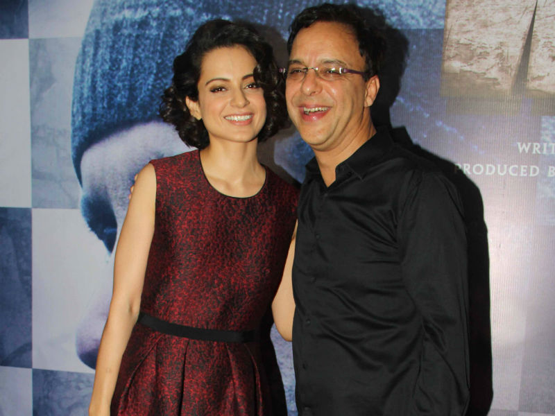 <I>Queen</i> and a <I>Wazir</i>: <I>Shatranj</i> Ke Cool <I>Khiladi</i> <I>Queen</i> and a <I>Wazir</i>: <I>Shatranj</i> Ke Cool <I>Khiladi</i>