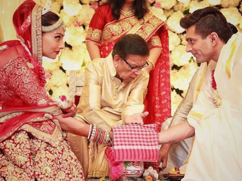 Photo : बिपाशा-करण की शादी के सबसे खूबसूरत पल...