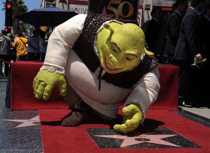 Shrek poses after being honored by a Star on the Hollywood Walk of Fame in Hollywood, California on May 20, 2010. (Photo: AFP)