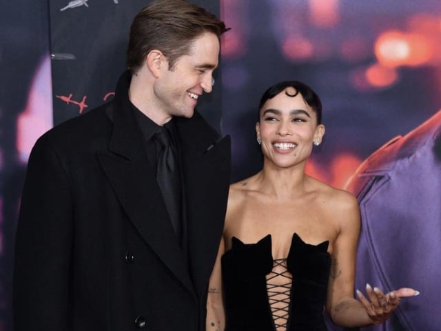 Photo : What Smiling Batman And Catwoman Look Like: Ask Robert Pattinson-Zoe Kravitz