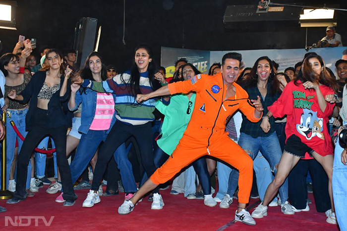 When Akshay Kumar\'s Work Diaries Led To A Guinness World Record, Courtesy