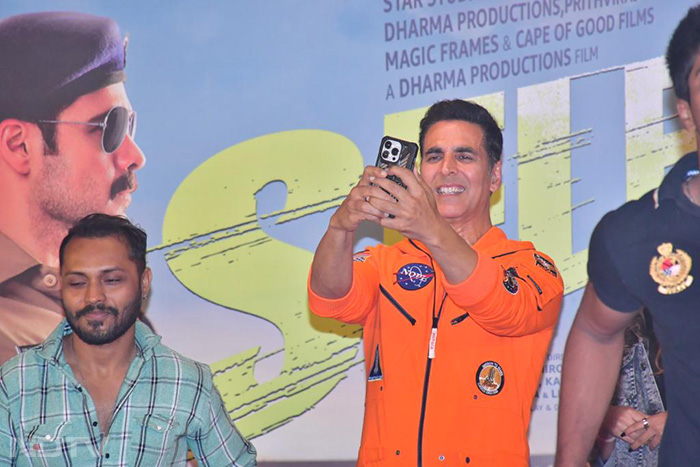 When Akshay Kumar\'s Work Diaries Led To A Guinness World Record, Courtesy