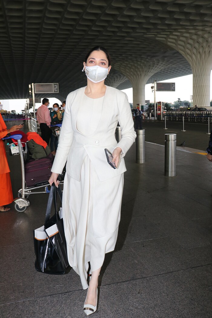 When At Airport, Tamannaah, Tara And Neha Dress Like This