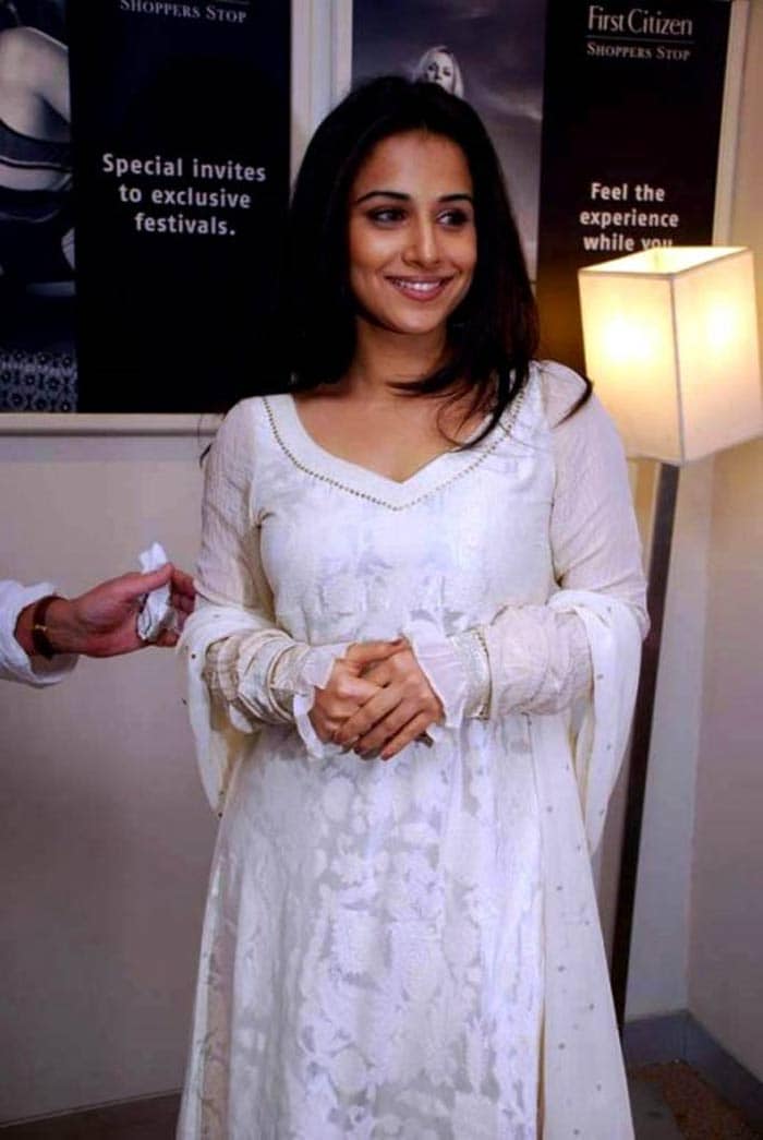 Vidya Balan is all covered up but still looks lovely in a flowing salwar kameez at at the Karadi Tales book launch at Crosswords store in Juhu, Mumbai.