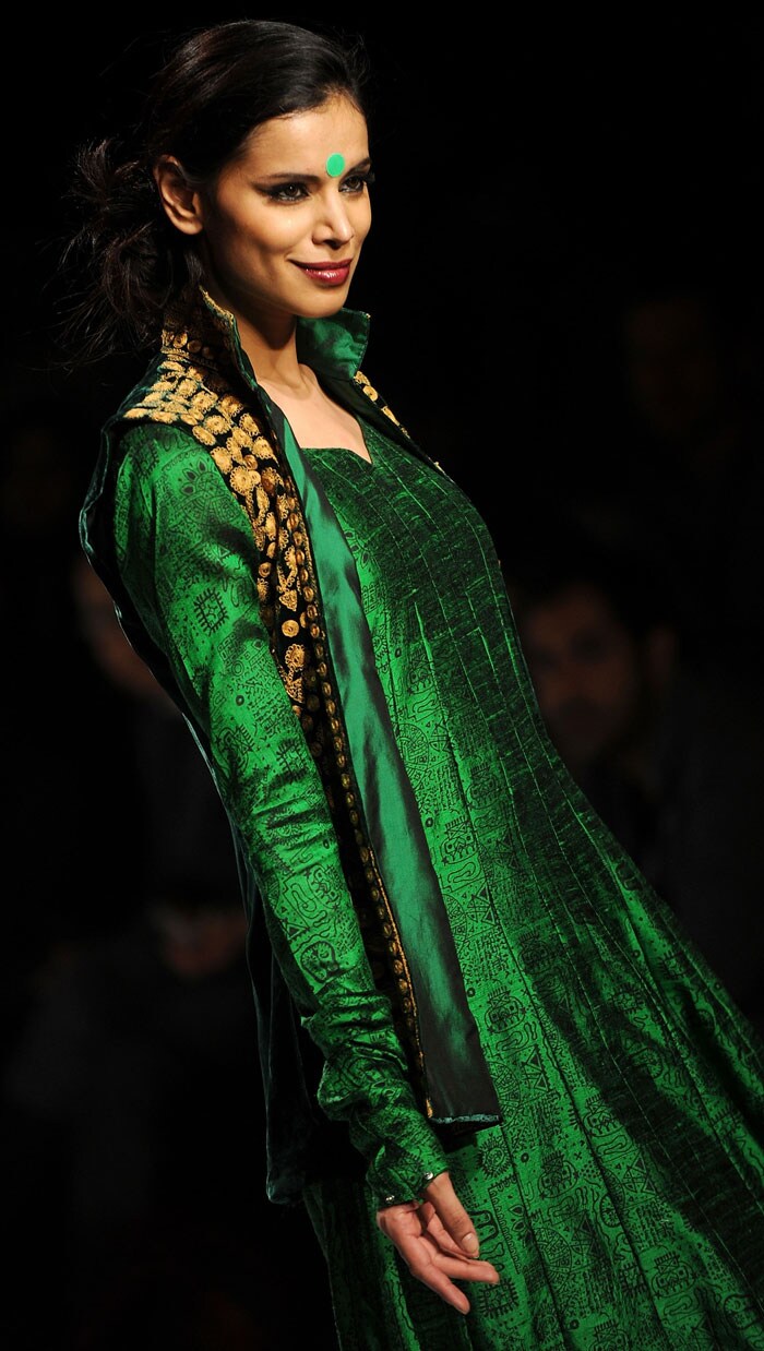 A model presents a creation by Indian designer Masaba during the Wills India Fashion Week in New Delhi on March 25, 2010.