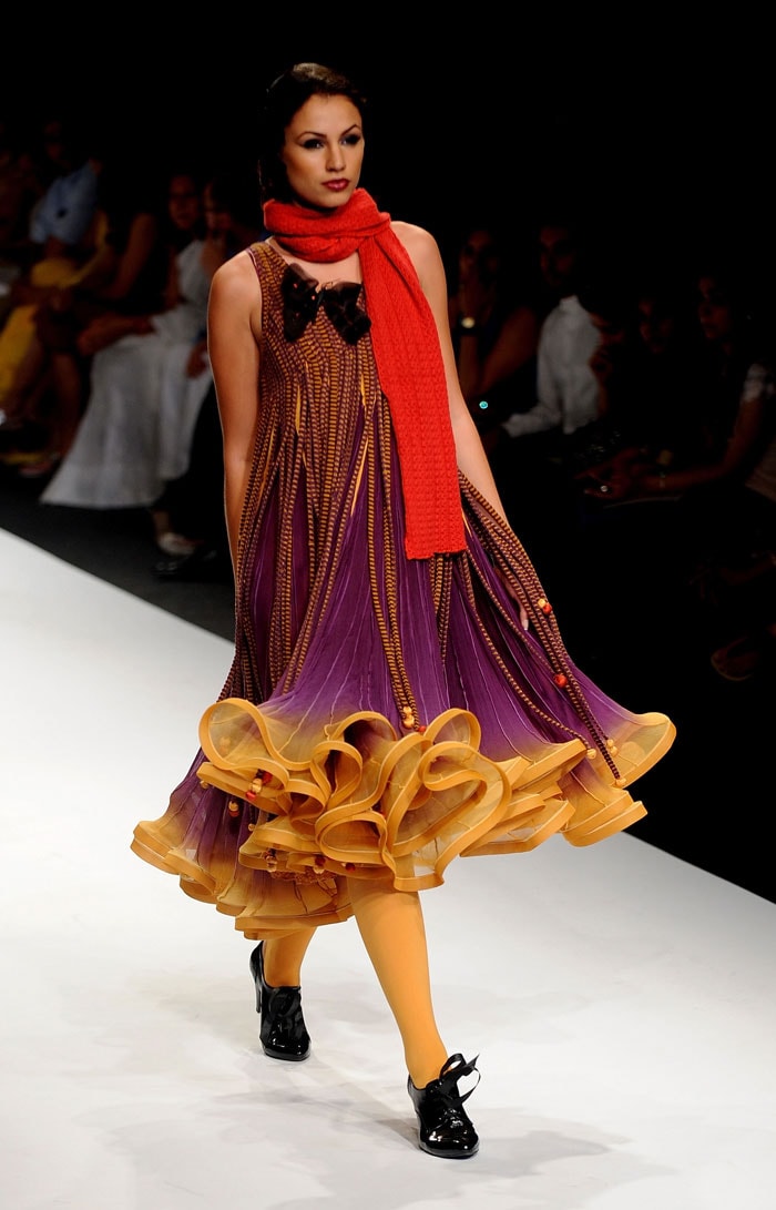 A model presents creation by Indian designer Pallavi Mohan during the Wills India Fashion Week in New Delhi on March 25, 2010.