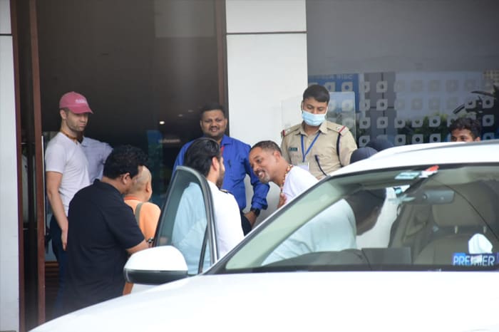 Will Smith And Alia Bhatt Spotted At The Mumbai Airport