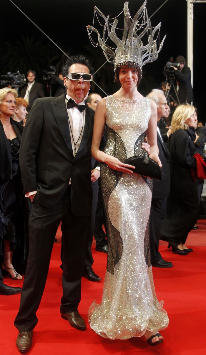 Guests arrive for the screening of <I>Outrage</I> presented in competition at the 63rd Cannes Film Festival on May 17, 2010 in Cannes. (Photo AFP)