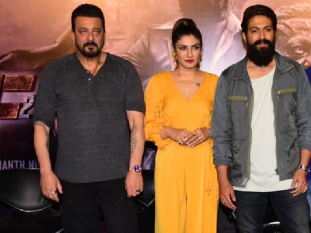 Photo : Yash, Sanjay Dutt And Raveena Tandon Are Busy With KGF 2 Promotions