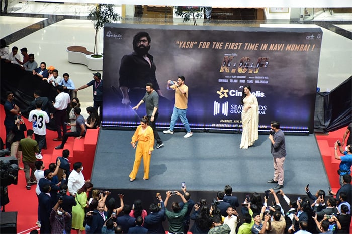 Raveena Tandon photographed interacting with the audience.