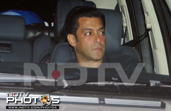 Salman Khan, who recently worked in <i>Ek Tha Tiger</i> produced by Yash Raj Films, arrives at YRF studios.