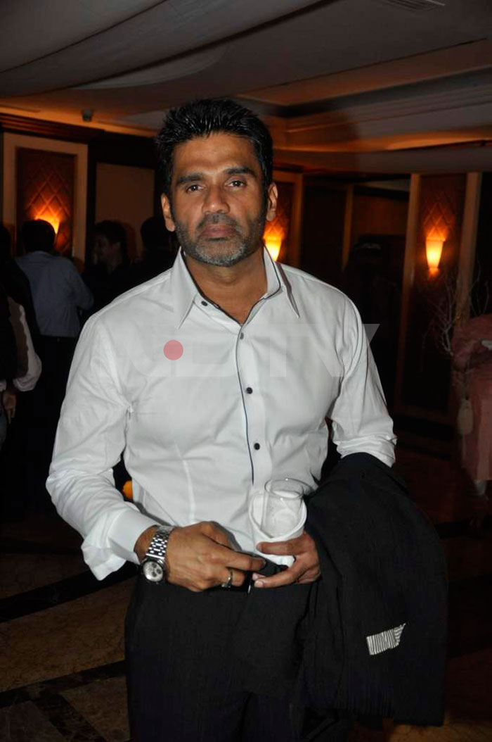 Suniel Shetty at Neelam and Nriti Shah fashion show.