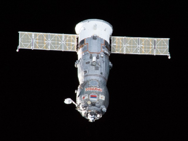 धरती से 400 km ऊपर अंतरिक्ष में टहलेंगे दो रूसी अंतरिक्ष यात्री, Nasa दिखाएगी LIVE स्‍पेसवॉक