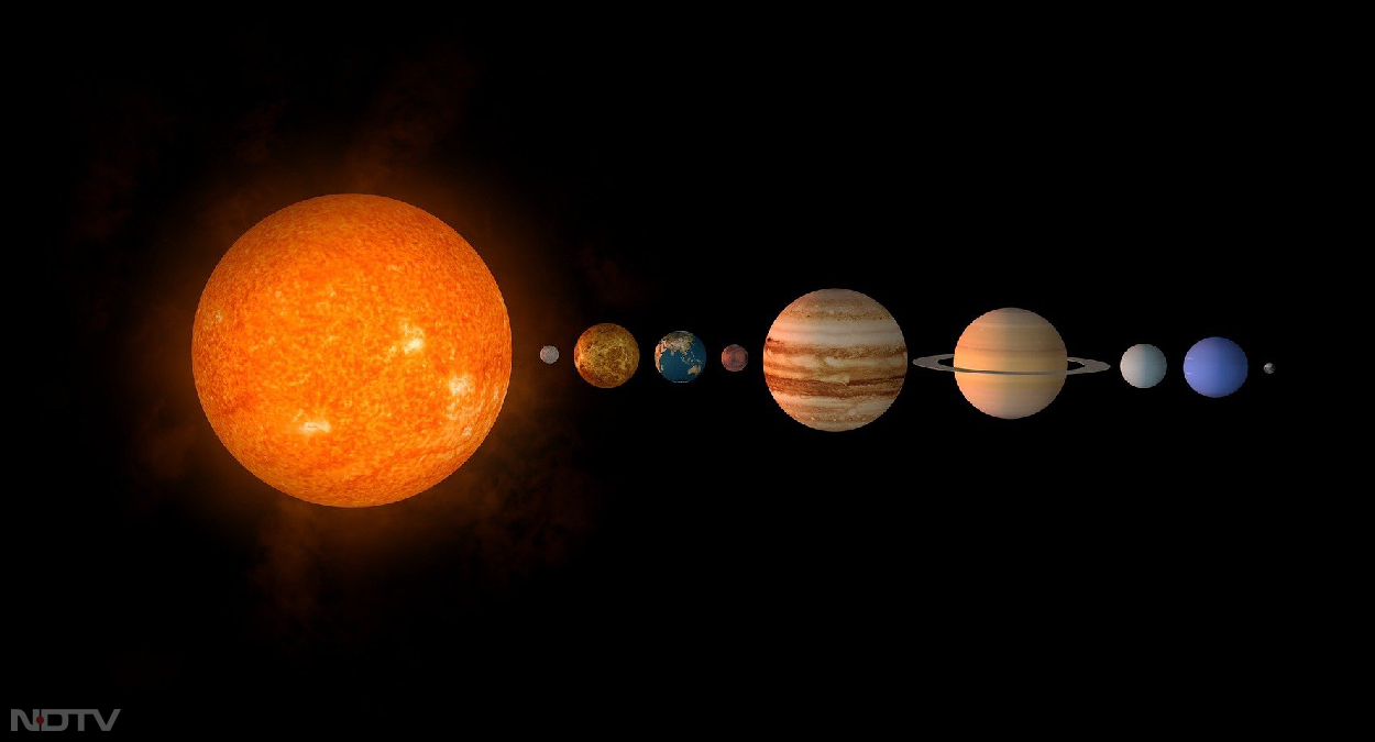 28 मार्च को आसमान में बिना दूरबीन के नजर आएंगे ये 5 ग्रह, पढ़ें पूरी जानकारी