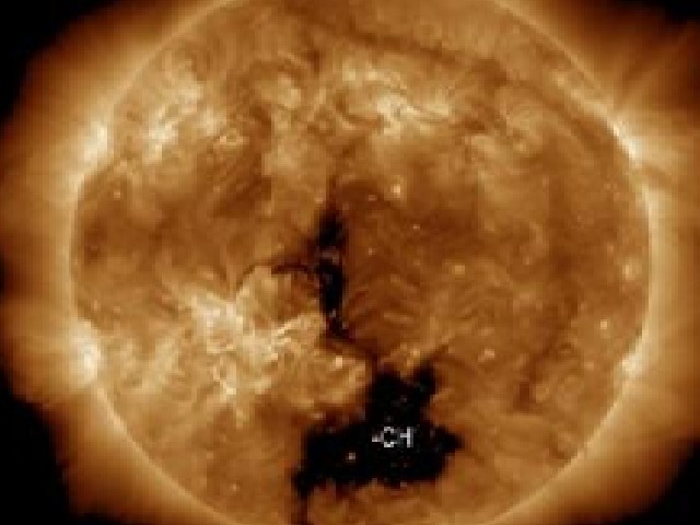 सूर्य का बिगड़ा ‘मूड', 8 सोलर फ्लेयर्स निकले, अब पृथ्‍वी का क्‍या होगा?