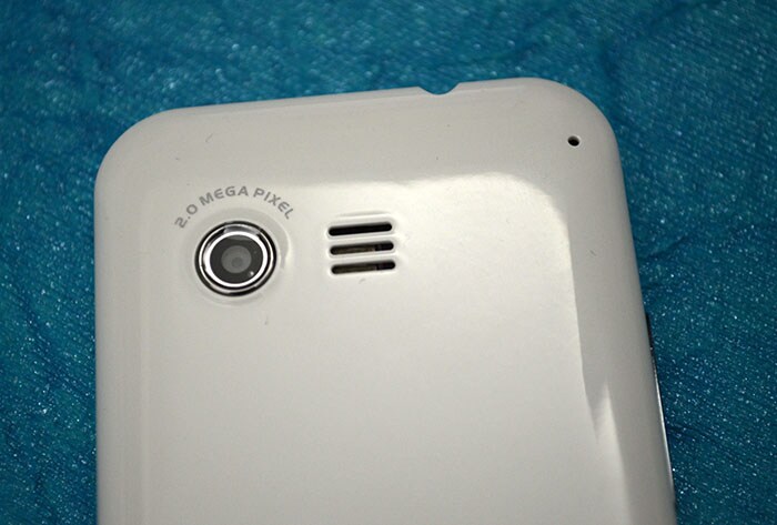 The camera app on the smartphone includes options to alter white balance, picture quality, colour effects and take burst shots. <br/><br/><b>Also see</b>: <a href="http://www.ndtv.com/album/listing/gadgets/things-aisha-says-13047/">Things AISHA says</a>