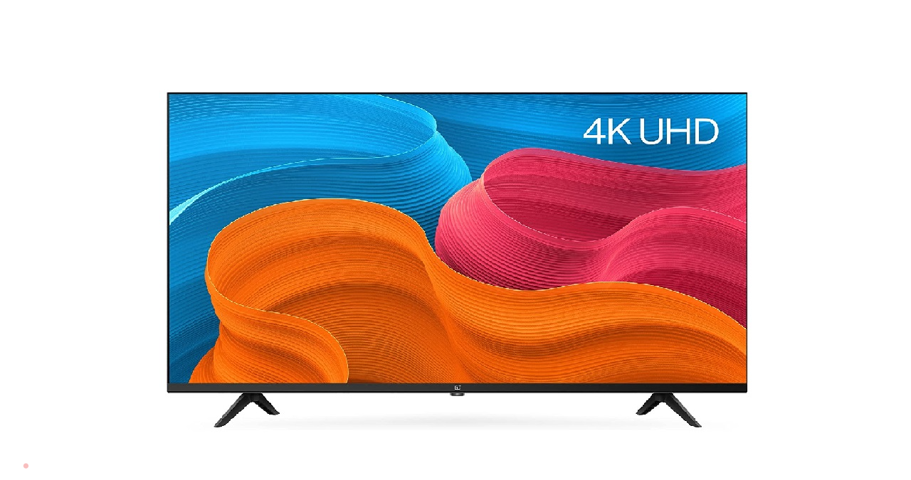 OnePlus 43-inch Y Series 4K Ultra HD Smart TV अमेजन पर 38% छूट के बाद 24,999 रुपये में उपलब्ध हैं। यह एंड्रॉयड टीवी 4K Ultra HD डिस्प्ले से लैस है, जिसमें 3 HDMI पोर्ट शामिल हैं।