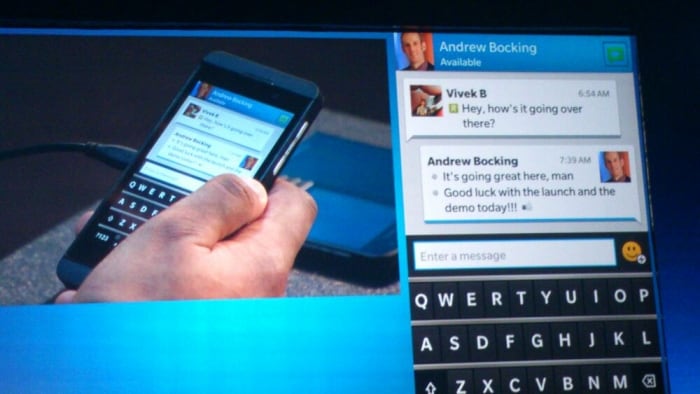 As a full-touch device, the Z10 will allow users to experience comfortable typing in both portrait and landscape mode.