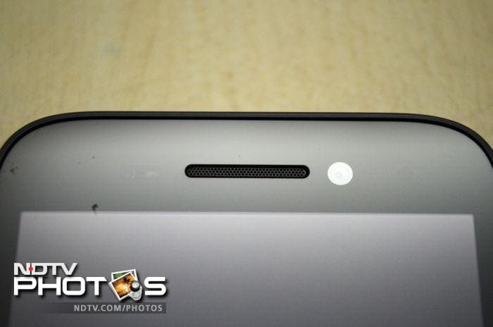 The 2-megapixel front facing camera and the sensor array are placed just above the display.