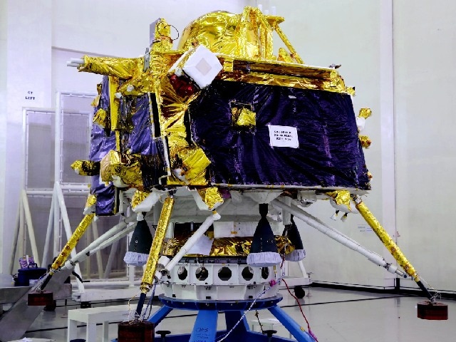 Photo : Chandrayaan-3 : कैसा दिखता है भारत का नया मून मिशन, ISRO ने दिखाई तस्‍वीरें