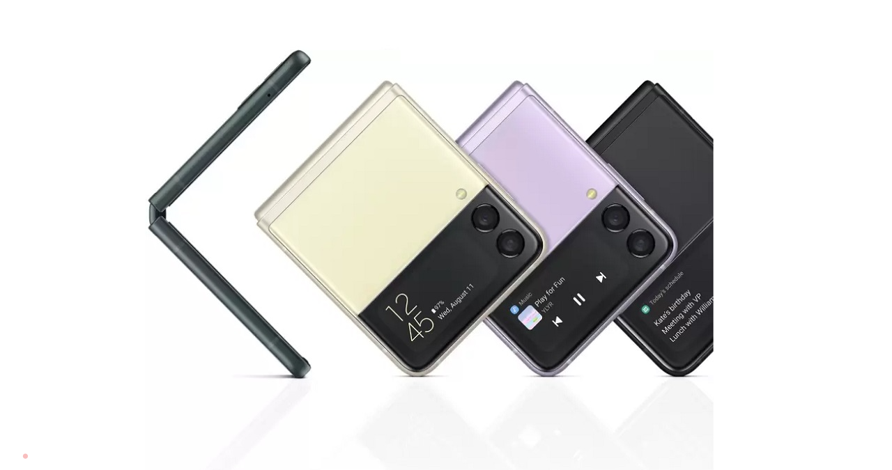 Samsung Galaxy Z Flip3 5G (8GB RAM/128GB स्टोरेज वेरिएंट) की एमआरपी 95,999 रुपये है, जो कि 47 प्रतिशत छूट के बाद 49,999 रुपये में लिस्ट किया गया है। भारतीय बाजार में सैमसंग ने इस फोन को अगस्त, 2021 में लॉन्च किया था। तब 8GB RAM/128GB स्टोरेज वेरिएंट की कीमत 84,999 रुपये थी।
