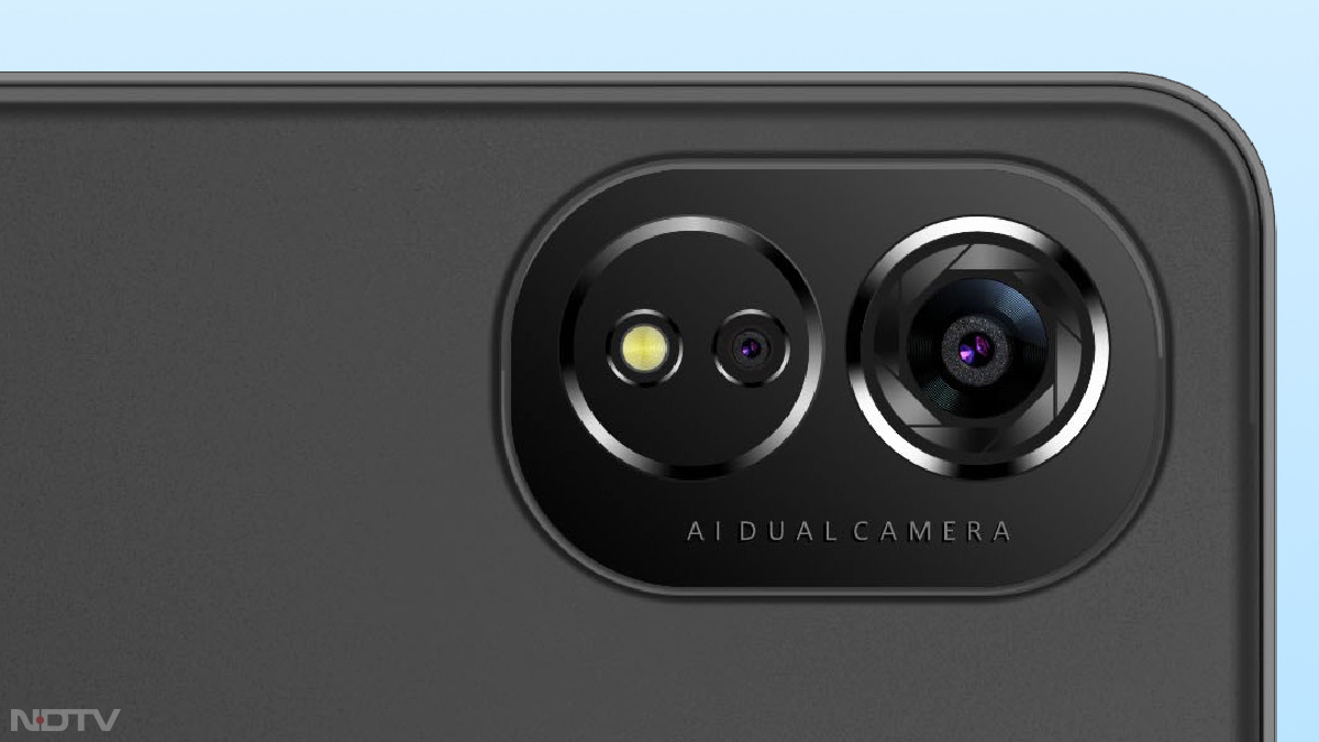 Coolpad Grand View 40s को चीन में तीन वेरिएंट में लॉन्च किया गया है। इसका बेस वेरिएंट 4GB रैम और 128GB स्टोरेज के साथ आता है, जिसकी कीमत 1,399 चीनी युआन (करीब 16,750 रुपये) रखी गई है। एक 6GB रैम और 128GB स्टोरेज वेरिएंट है, जिसकी कीमत 1,699 चीनी युआन (करीब 20,300 रुपये) और एक 8GB रैम और 256GB स्टोरेज वाला टॉप वेरिएंट है, जिसकी कीमत 2099 चीनी युआन (करीब 25,150 रुपये) रखी गई है। Gizmochina के अनुसार, नया लॉन्च हुआ स्मार्टफोन चीन में खरीद के लिए उपलब्ध है।