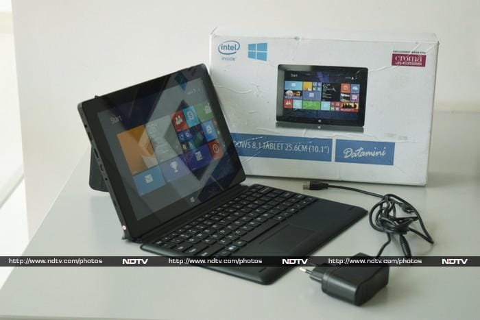 The <a href="http://gadgets.ndtv.com/croma-1177-1815">Croma 1177</a> comes with its charger, a USB-OTG adapter, and the keyboard case.