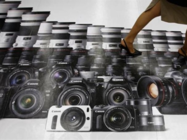 Diwali gifting guide: Digital cameras