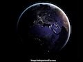 Photo : अंतरिक्ष से रात में ऐसी दिखती है पृथ्‍वी, लोग बोले- भारत तो चमकते सितारे की तरह