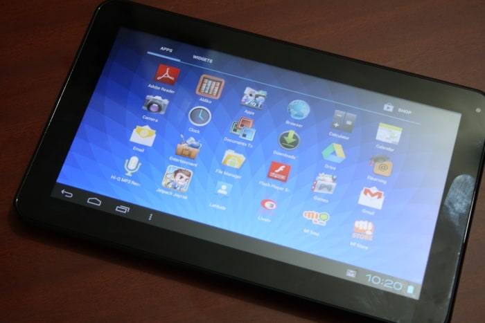 There are several pre-loaded applications on the tablet along with educational content.