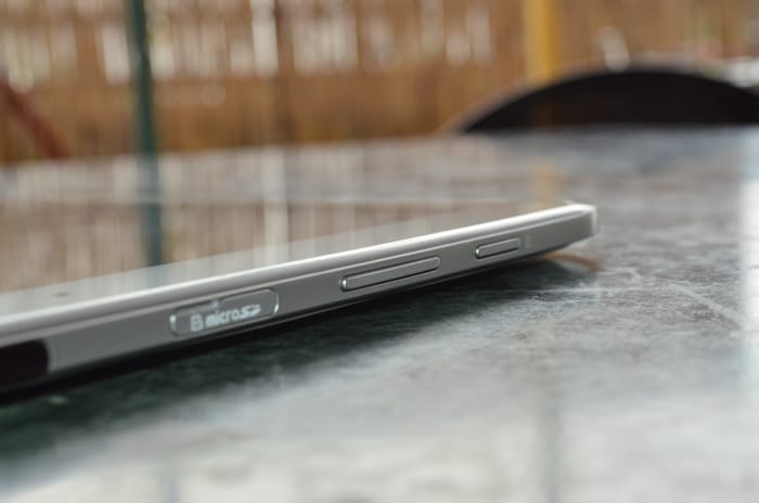 There is a microSD card slot as well on the tablet, which can be used to expand the available storage.